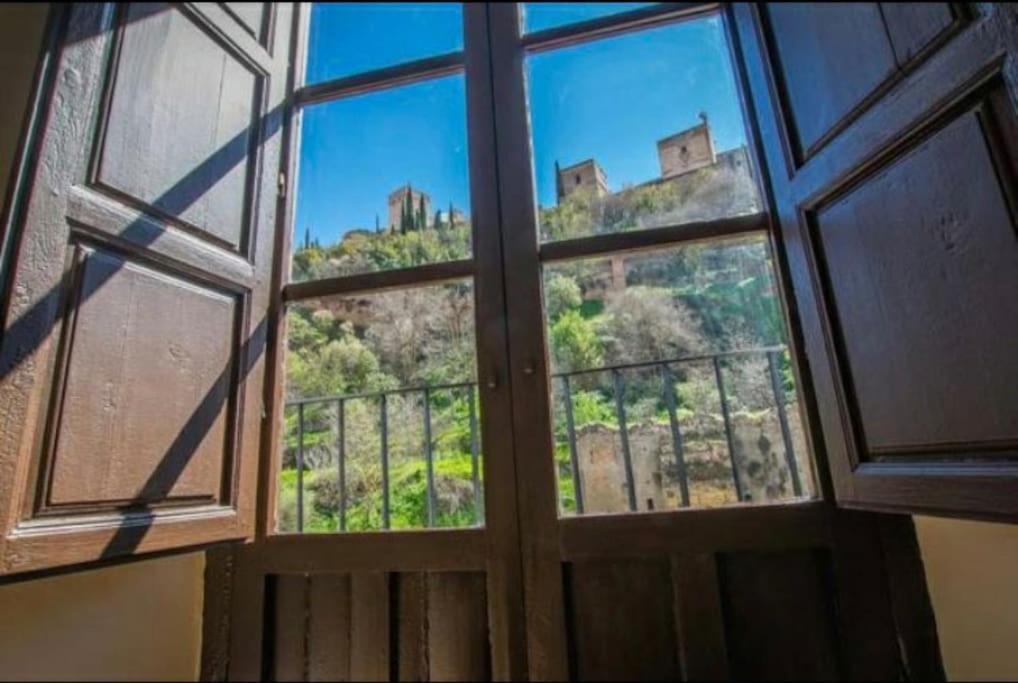Alhambra Enamora 1 -Paseo De Los Tristes View 1 -C Granada Luaran gambar